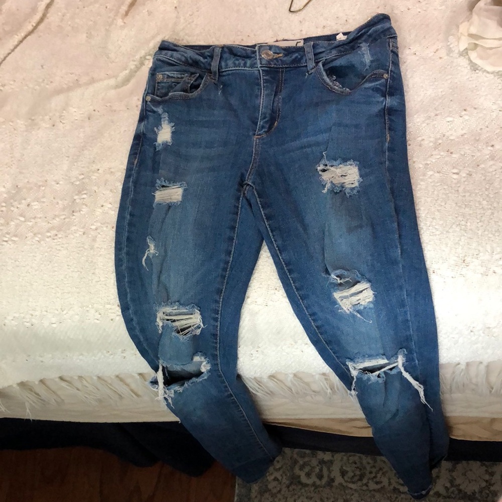 Ripped Skinny Jeans